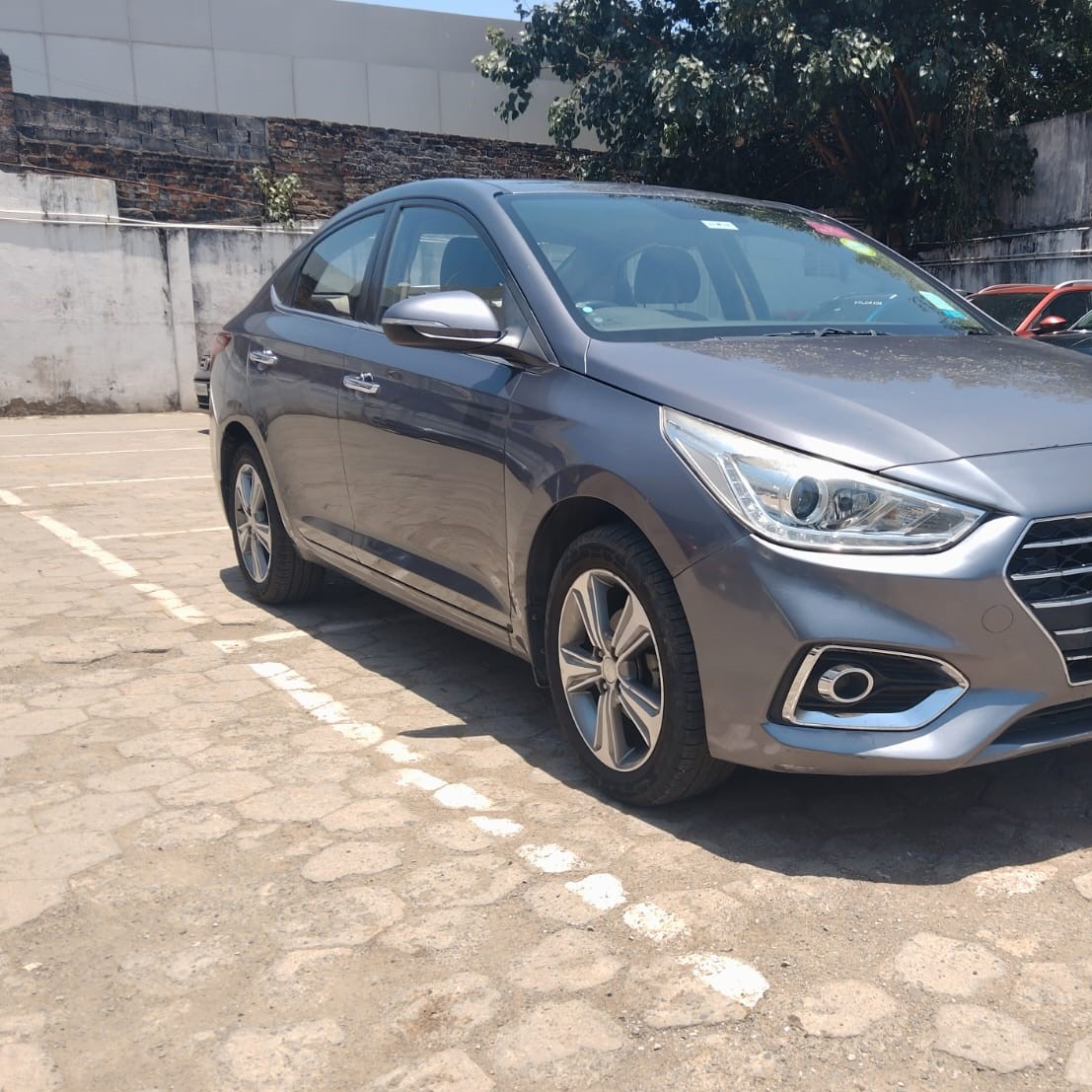 Hyundai Verna(2017-2020) 1.6 Vtvt Sx O